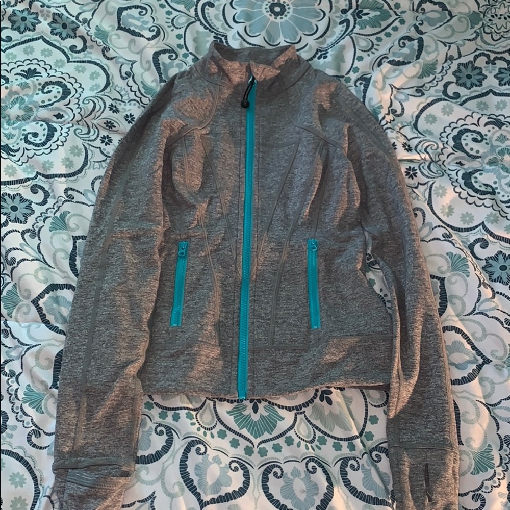 Ivivva sweatshirt